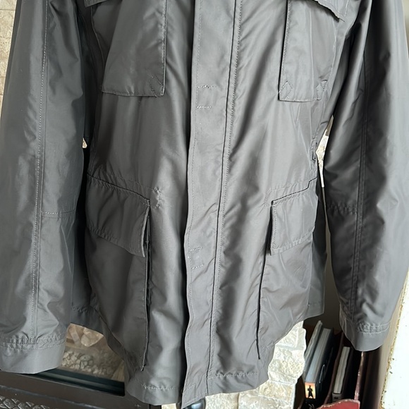 Cole Haan brown windbreaker lightweight jacket lambskin trim zip and snap close - Picture 6 of 16